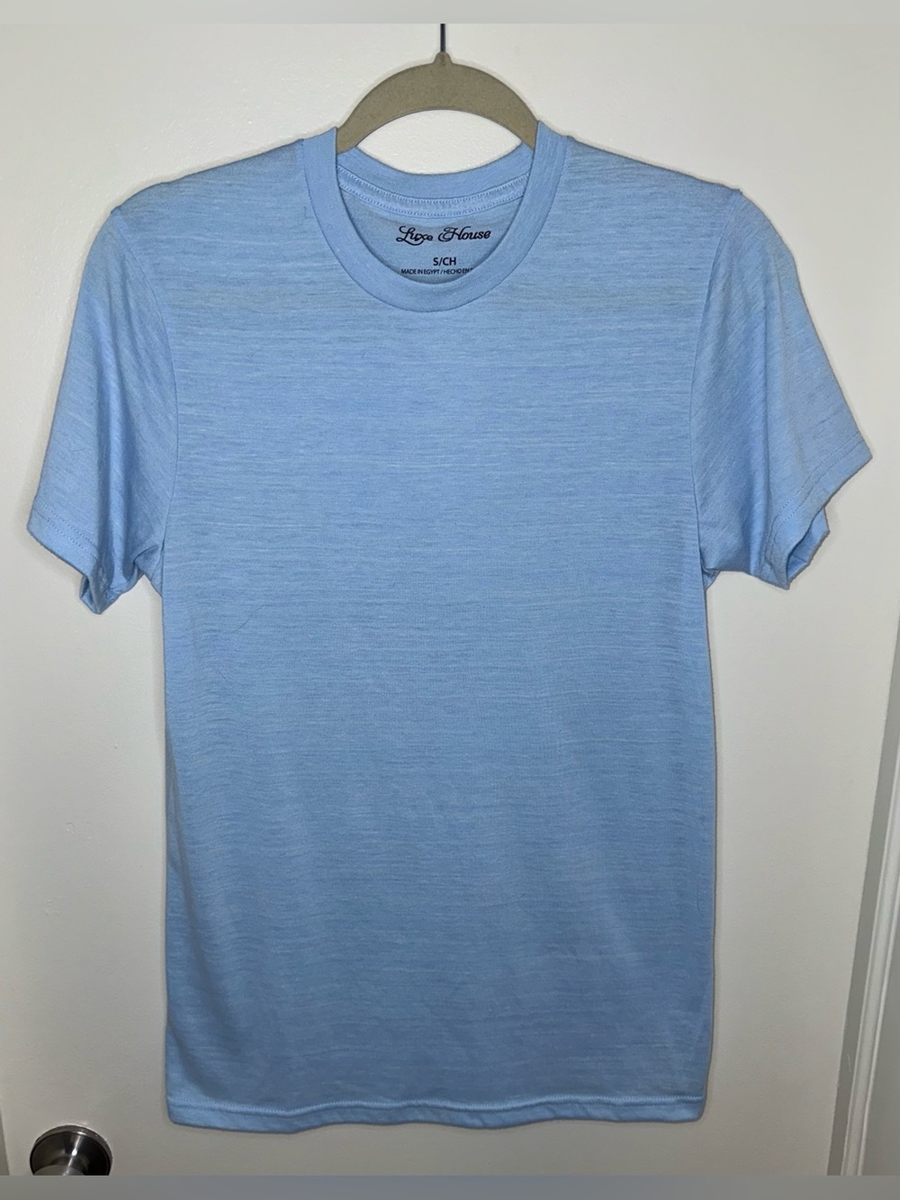 LUXE HOUSE Men’s Light Blue Short Sleeve Crewneck Tee